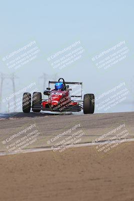 media/Oct-26-2025-CalClub SCCA (Sun) [[8ce1e69566]]/Group 3/Grapevine/